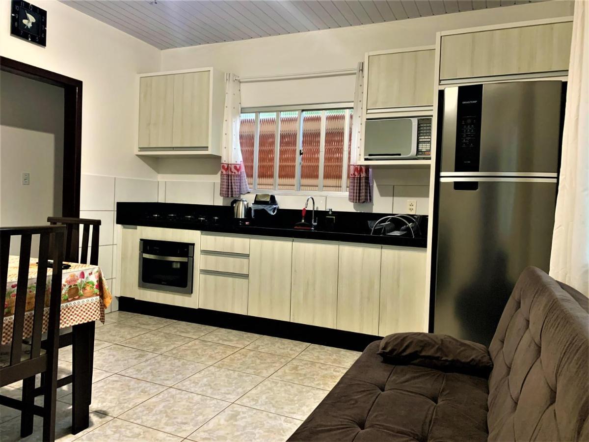 Holiday home Casa Bombinhas