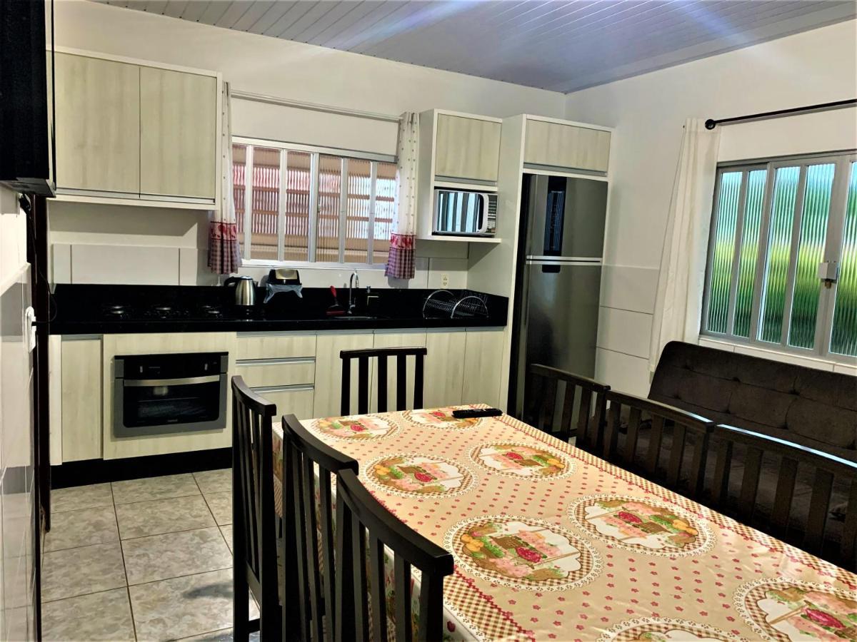 Holiday home Casa Bombinhas
